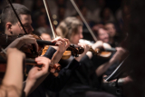 Já ouviste a intro de D’Artacão tocada por uma orquestra clássica?