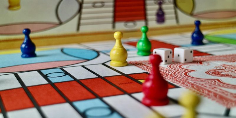 9 jogos de tabuleiro que marcaram os anos 90 e 2000